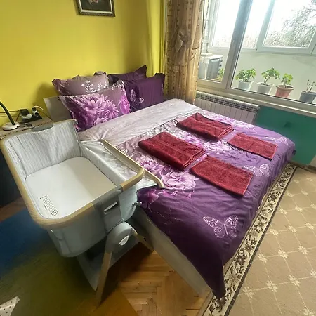 Appartement малък апартамент. Sleep And Fly. *